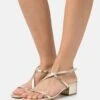 Sandalen - Gold -Trendy Verkoop 2672bf0c00aa47f8bd2bbecf784f3ffe