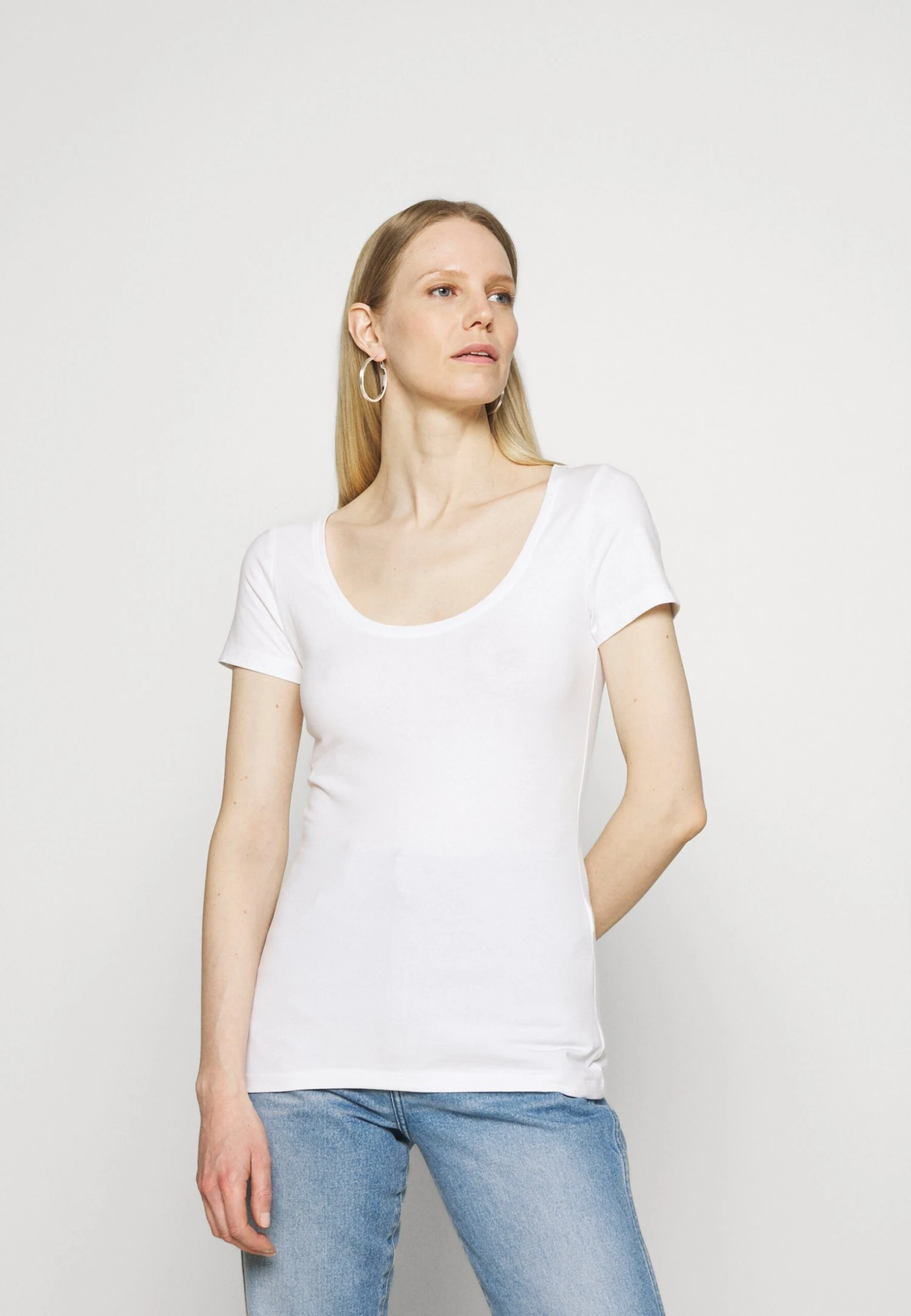 Anna Field 3 Pack - T-Shirt Basic - White 4 Anna Field 3 Pack - T-Shirt Basic - White - Afbeelding 2