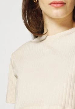 Top Skirt Set - Kokerrok - 003 - Off-White 17 Top Skirt Set - Kokerrok - 003 - Off-White -Trendy Verkoop 6895ea84cced4e55982e65db4effa2d7