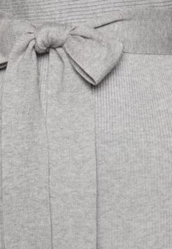 Anna Field Wrap V Ausschnitt Mini Strickkleid Mit Gürtel - Etui-Jurk - Mottled Grey 7 Anna Field Wrap V Ausschnitt Mini Strickkleid Mit Gürtel - Etui-Jurk - Mottled Grey -Trendy Verkoop 68d56446f168416394635ca9462d93a4