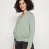 Circ Nursing Wrap Over Long Sleev - Longsleeve - Light Green 2 Circ Nursing Wrap Over Long Sleev - Longsleeve - Light Green -Trendy Verkoop 6d102cb09dfd45158d524ed2298711f3