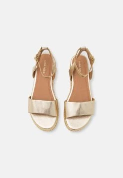 Anna Field Sandalen Met Plateauzool - Gold 13 Anna Field Sandalen Met Plateauzool - Gold -Trendy Verkoop 85d800be356049f1b720e30589160a5d
