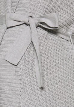 Vest - Grey Melange 7 Vest - Grey Melange -Trendy Verkoop 8e2a9fb782f244748118e37748b70969