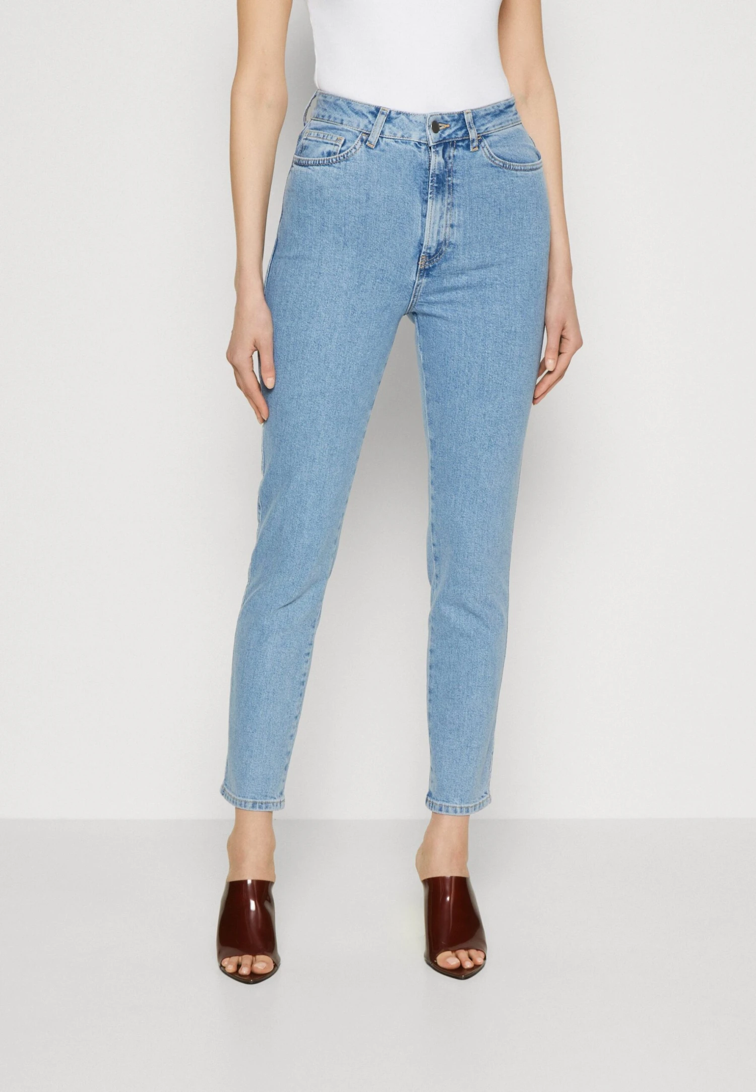 Anna Field Slim Fit Jeans - Light Blue Denim 3 Anna Field Slim Fit Jeans - Light Blue Denim
