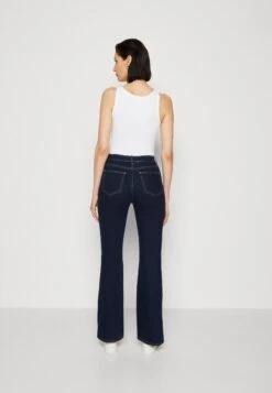 Anna Field Flared Jeans - Dark Blue 10 Anna Field Flared Jeans - Dark Blue -Trendy Verkoop c5fe20281aa042ee819b21b089fd48c0