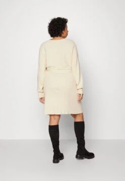 Wrap V Ausschnitt Mini Strickkleid Mit Gürtel - Gebreide Jurk - Off White -Trendy Verkoop ce2265a5ab814cec9cd1dbedf4a78989