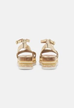 Anna Field Sandalen Met Plateauzool - Gold 11 Anna Field Sandalen Met Plateauzool - Gold -Trendy Verkoop d988278198294669a09e2d8970f12085