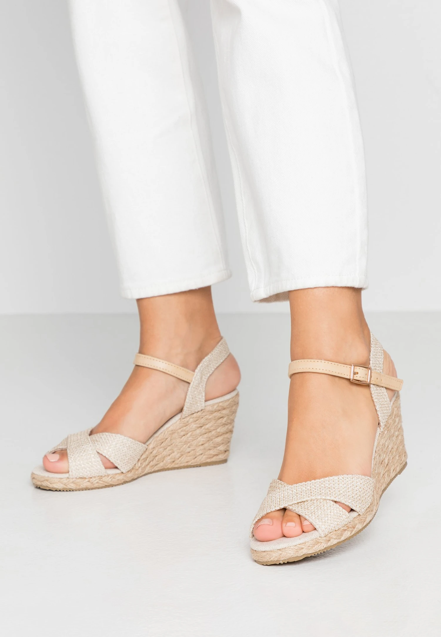 Anna Field Sandalen Met Sleehak - Beige 3 Anna Field Sandalen Met Sleehak - Beige