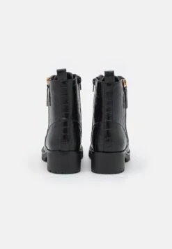 Veterboots - Black -Trendy Verkoop eaf9f715b3f142e99fc9000242fdfceb