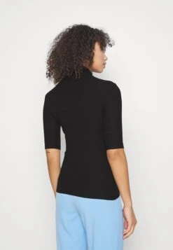 Slim Turtleneck Half Sleeves - T-Shirt Basic - Black 10 Slim Turtleneck Half Sleeves - T-Shirt Basic - Black -Trendy Verkoop ecc82142d6a1407b9fc91e065d3e1c3a