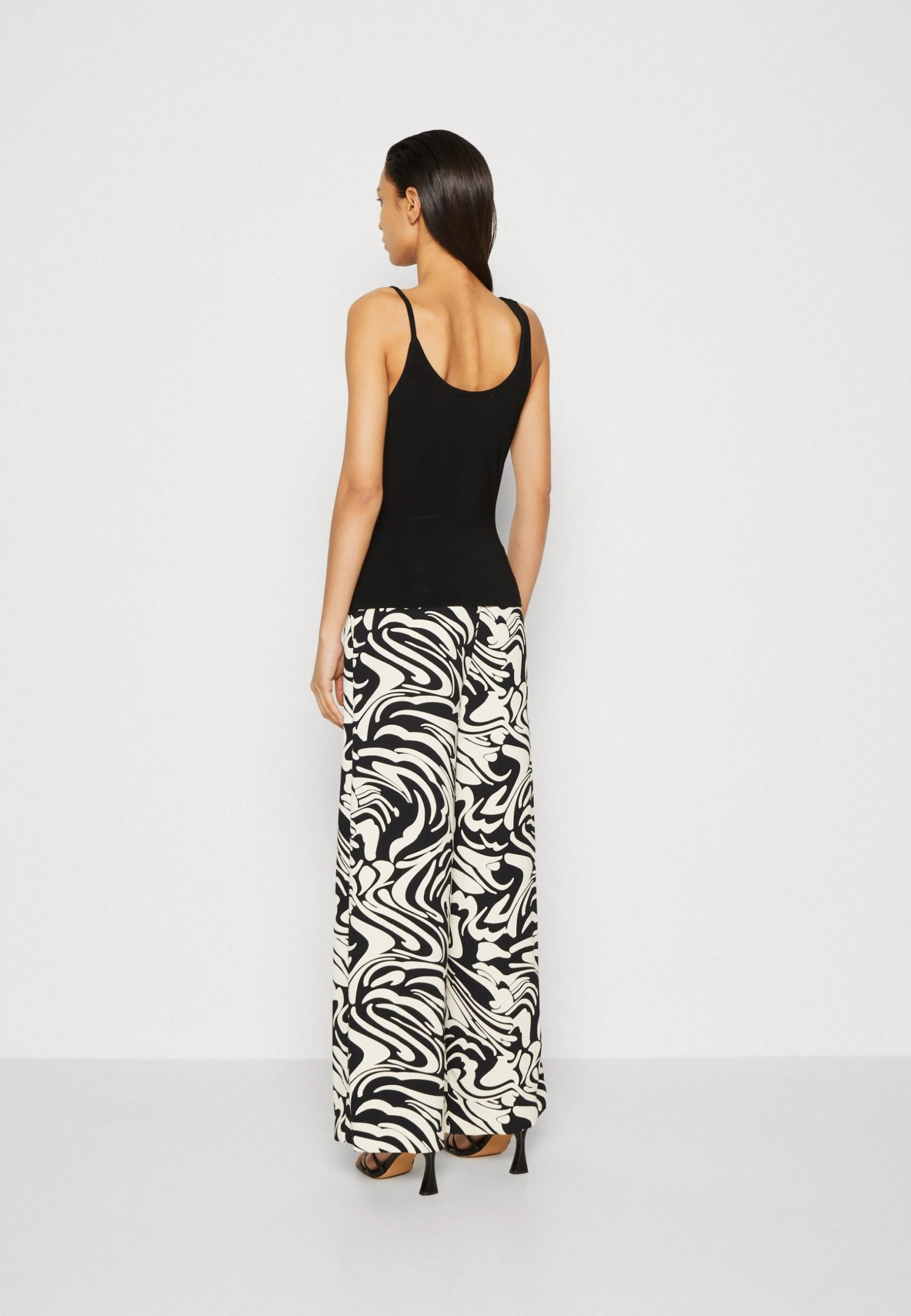 Anna Field Top - Black 5 Anna Field Top - Black - Afbeelding 3